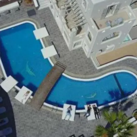 Lignos 2* Fira (Santorini)