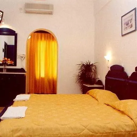 Lignos Otel Fira (Santorini)