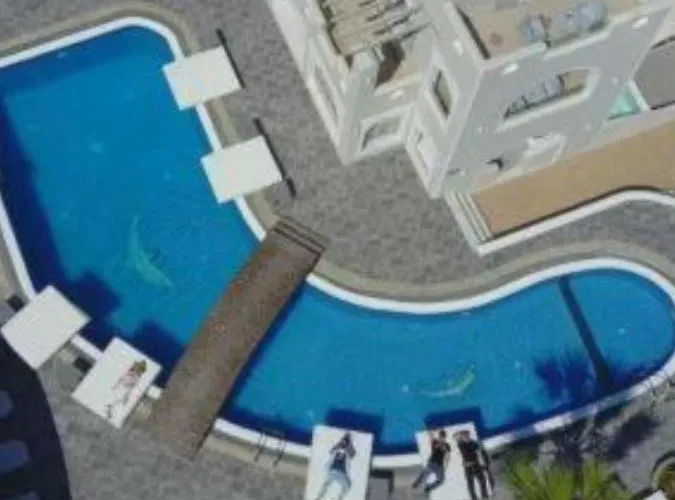 Lignos 2* Fira (Santorini)